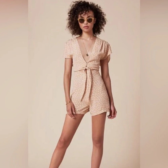 Reformation Floral Front Tie Flutter Sleeves Romper Women’s 2 Summer Spring - Picture 2 of 16